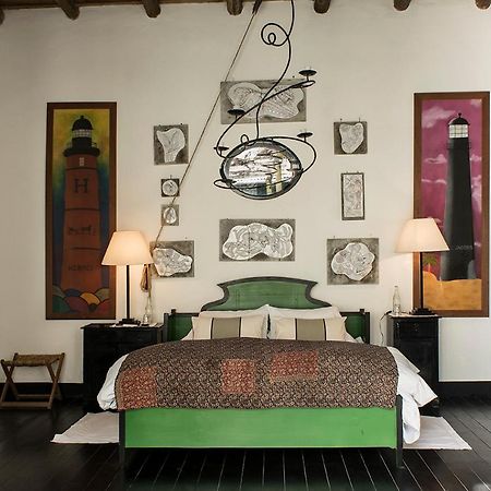 Hotel Garzon Bagian luar foto